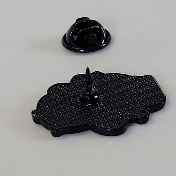 WE BARE BEARS Grumpy ICE BEAR Enamel Pin - Picture 5 of 9